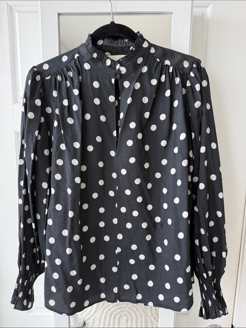 H&M Black and White Polka Dot Blouse with Ruffled Collar